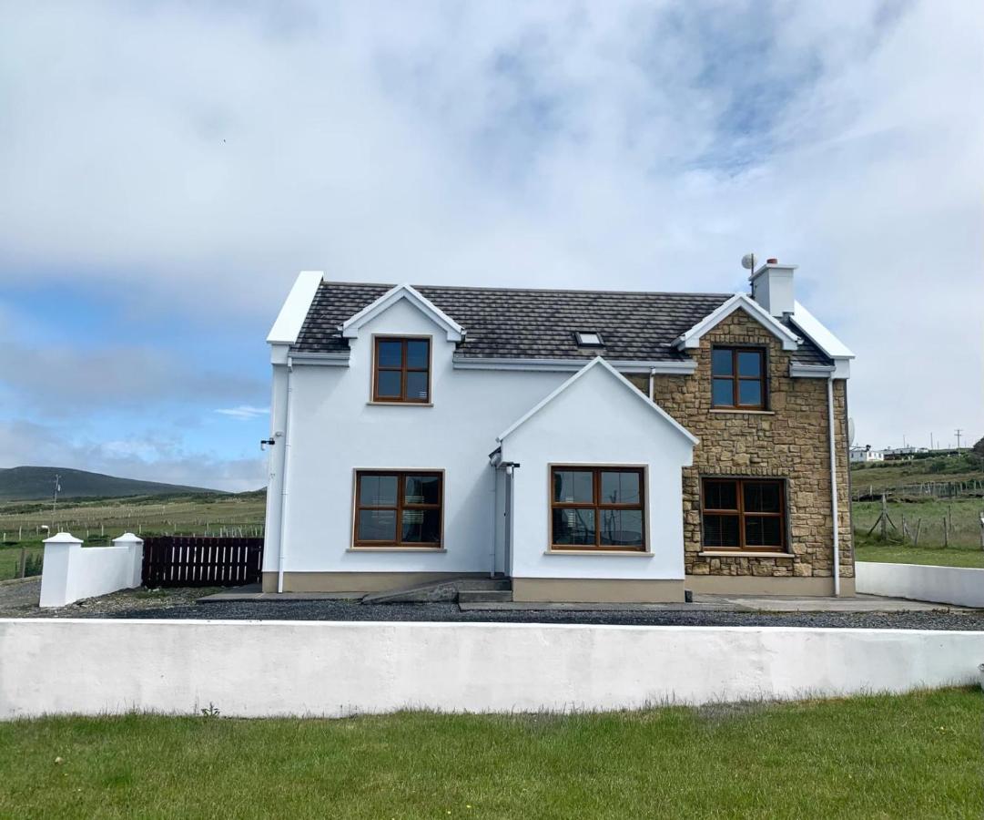 Wild Atlantic Way House Villa Dooagh Exteriör bild